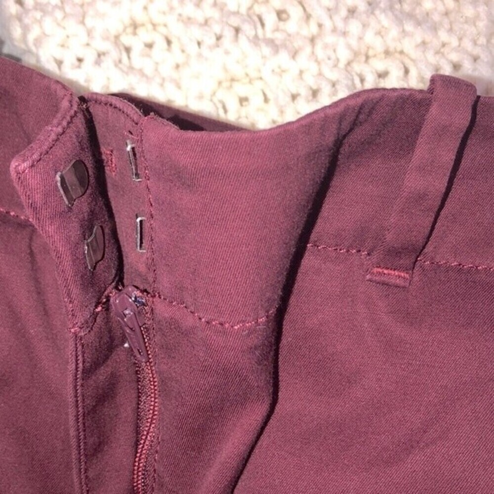 Talbots size 12 burgundy cotton chino pants - Picture 6 of 7